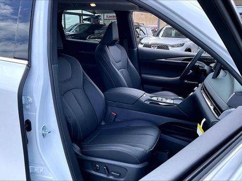 New 2027 INFINITI QX60 Luxe FWD image 49
