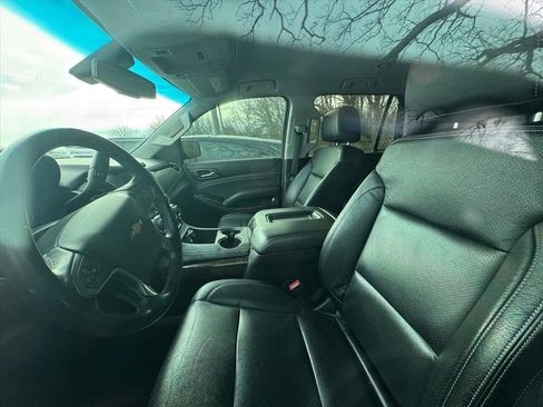 Used 2019 Chevrolet Tahoe LS w/ All-Season Package image 8