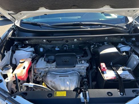 Used 2015 Toyota RAV4 XLE image 29