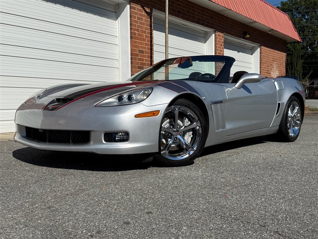 Used 2011 Chevrolet Corvette Grand Sport w/ Preferred Equipment Group RWD image 6