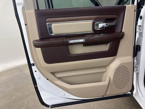 Used 2017 RAM 1500 Laramie w/ Convenience Group image 28