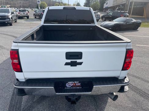 Used 2018 Chevrolet Silverado 2500 LT w/ LT Fleet Convenience Package AWD/4WD image 11