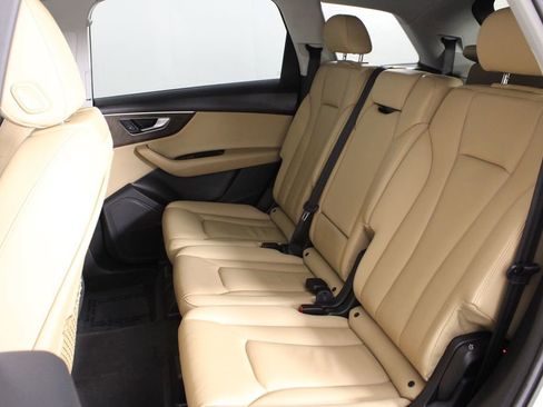 Used 2020 Audi Q7 2.0T Premium w/ Convenience Package image 21
