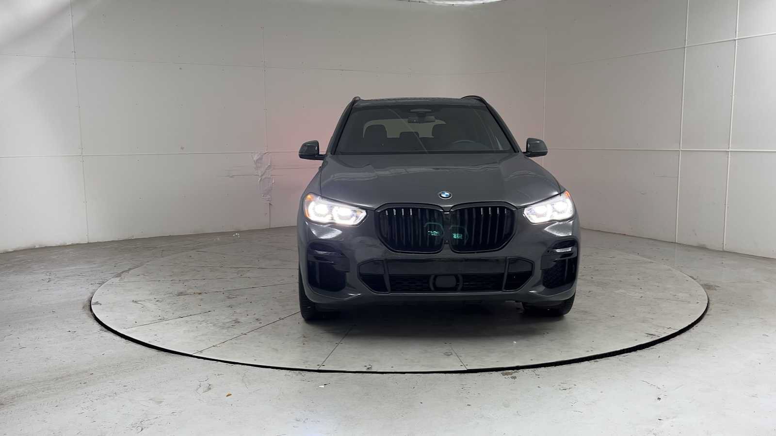 Used 2023 BMW X5 M50i w/ Executive Package AWD/4WD image 6