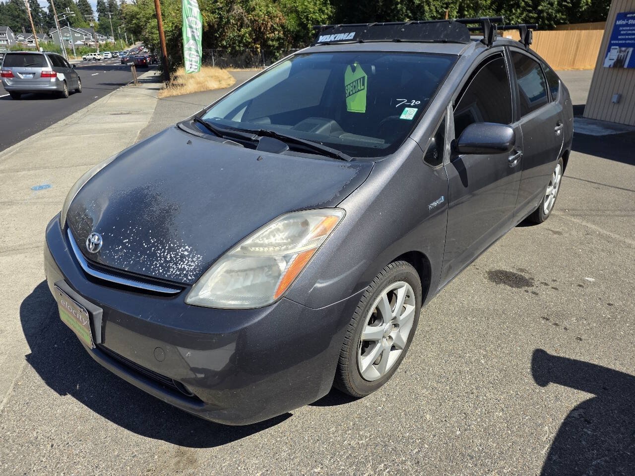 Used 2007 Toyota Prius Touring w/ Pkg 6 Touring Edition FWD image 3