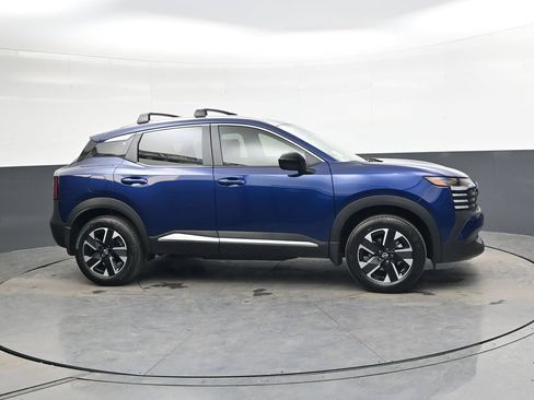 Certified 2026 Nissan Kicks SV w/ Cold Weather Package AWD/4WD image 4