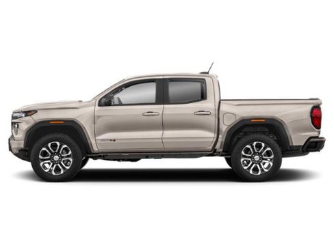 Used 2024 GMC Canyon AT4X AWD/4WD image 3