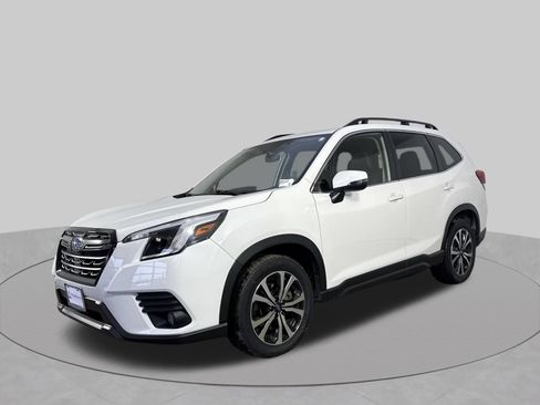 Used 2023 Subaru Forester Limited AWD/4WD image 2
