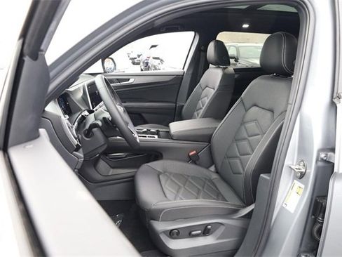 New 2026 Volkswagen Atlas Cross Sport SE image 8