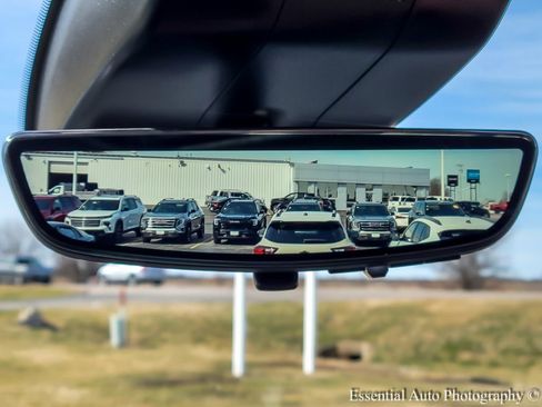 New 2026 GMC Sierra 2500 Denali Ultimate w/ LPO, Black Badging Package image 14