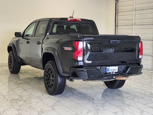 Used 2023 Chevrolet Colorado Trail Boss AWD/4WD image 5