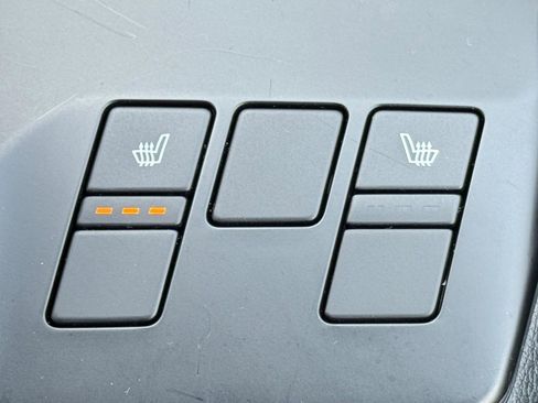 Certified 2025 Kia Sportage LX image 37