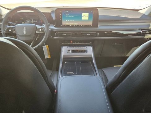 New 2026 Lincoln Aviator 2WD image 15