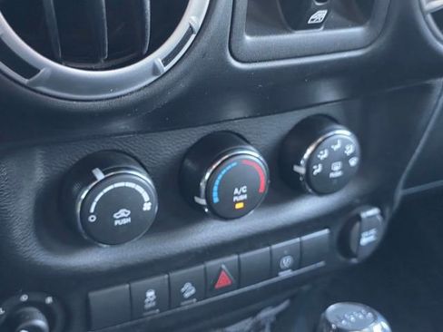 Used 2016 Jeep Wrangler Unlimited Sahara w/ Connectivity Group image 24