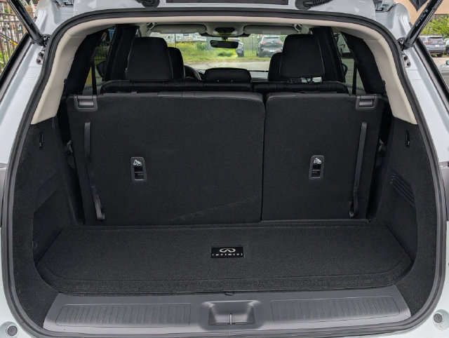 Used 2027 INFINITI QX60 Luxe w/ Cargo Package AWD/4WD image 9