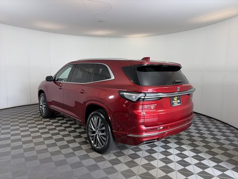 Certified 2025 Buick Enclave Avenir AWD/4WD image 9
