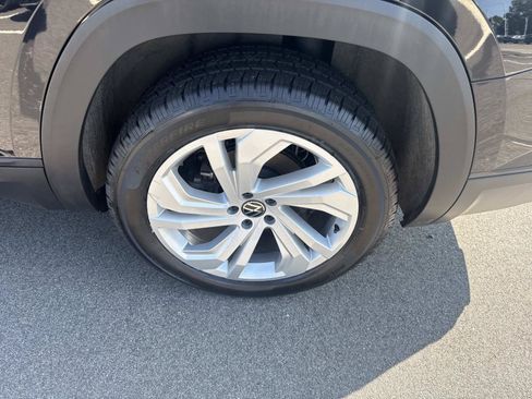 Used 2023 Volkswagen Atlas SE AWD/4WD image 14