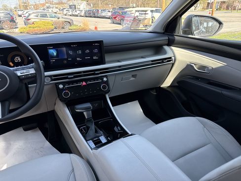 Certified 2025 Hyundai Tucson SEL image 22
