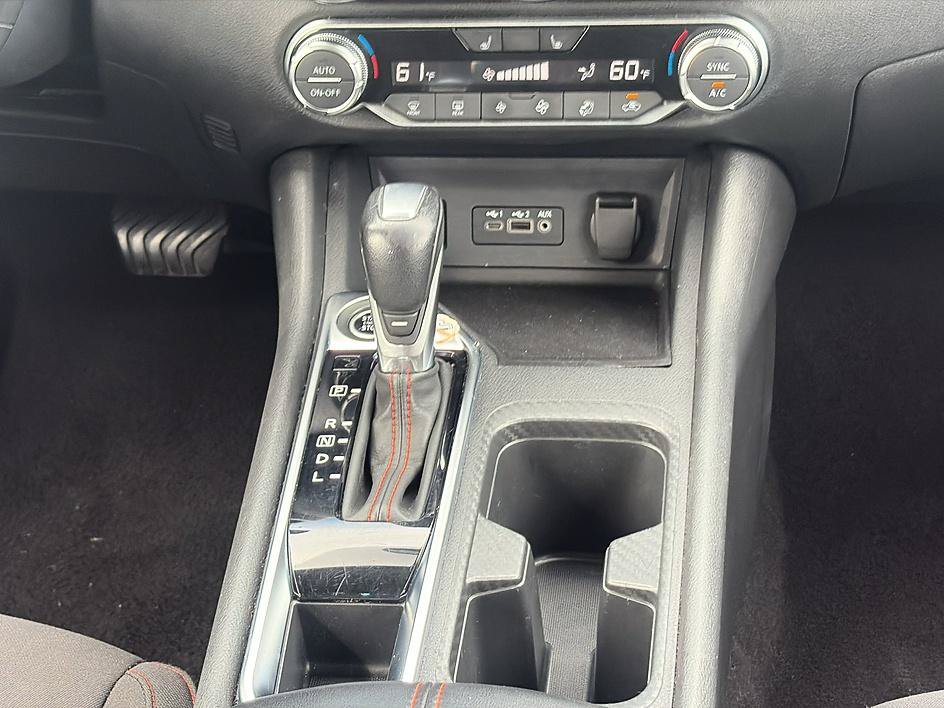 Certified 2025 Nissan Sentra SR FWD image 33