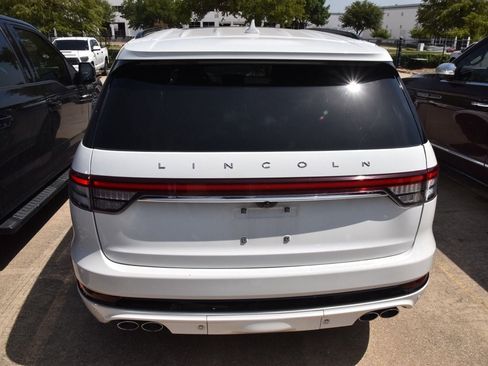 Used 2023 Lincoln Aviator Reserve w/ Equipment Group 201A AWD/4WD image 6