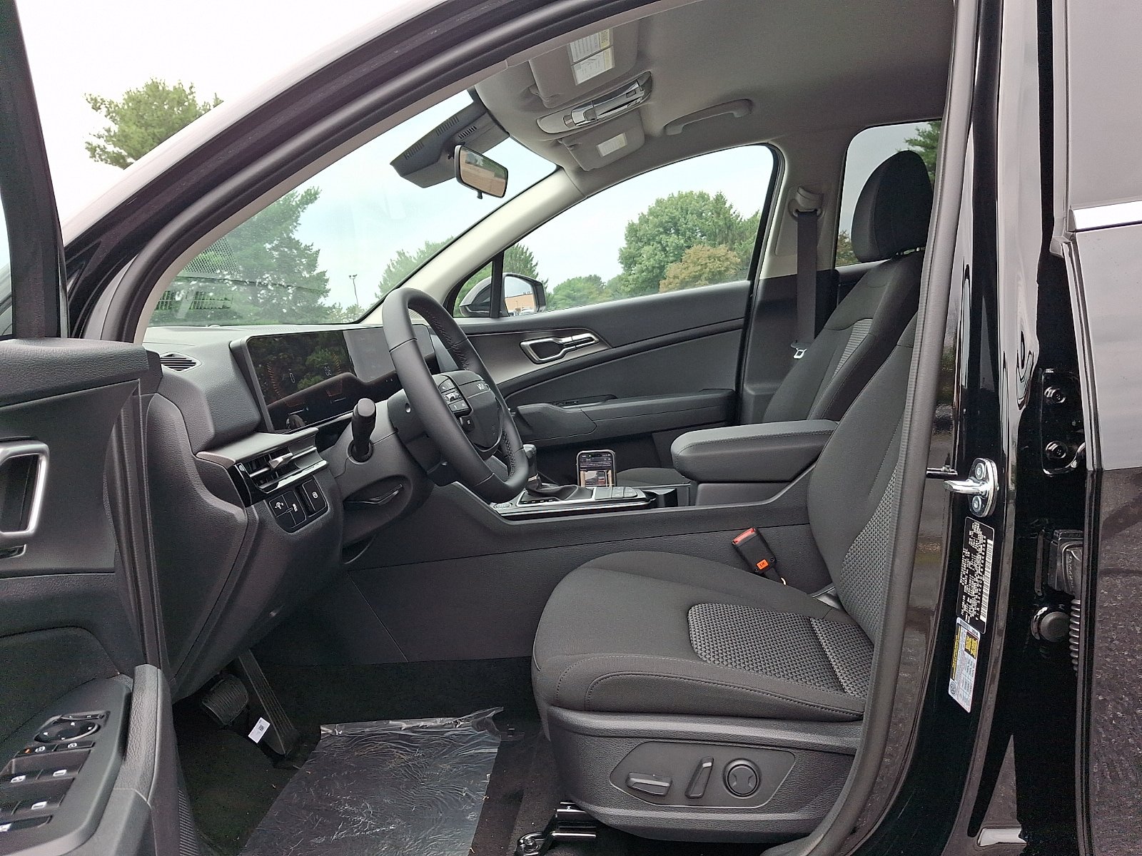 New 2026 Kia Sportage LX w/ LX Convenience Package AWD/4WD image 9