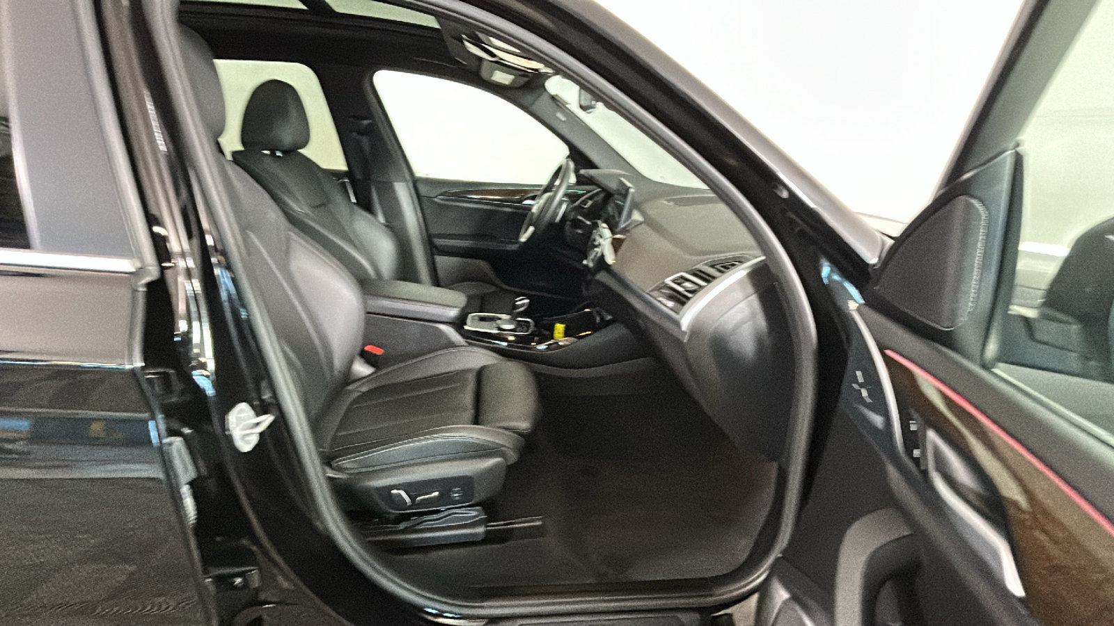 Used 2024 BMW X3 xDrive30i AWD/4WD image 34