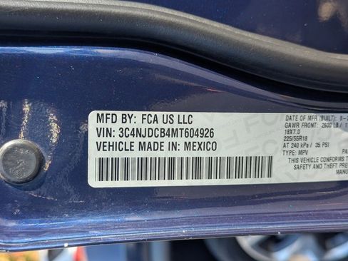 Used 2021 Jeep Compass Limited image 36