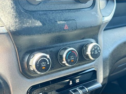 Used 2021 RAM 2500 Big Horn image 15