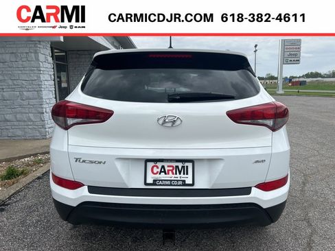 Used 2017 Hyundai Tucson SE AWD/4WD image 5