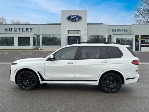 Used 2023 BMW X7 xDrive40i w/ M Sport Package image 7