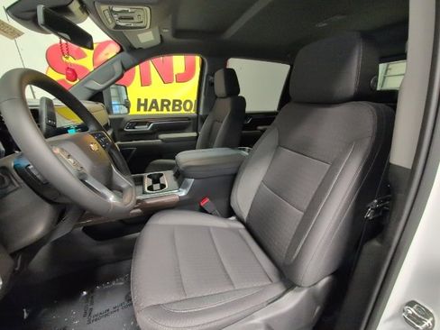 New 2026 Chevrolet Silverado 3500 LT w/ All Star Edition image 13