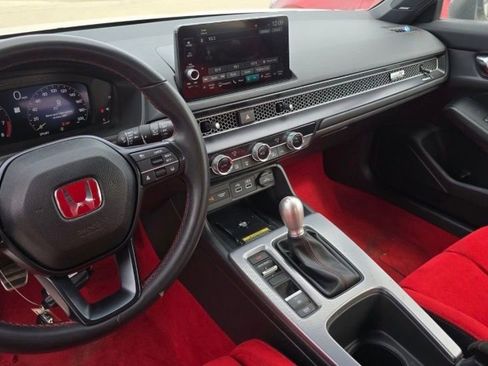 Used 2023 Honda Civic Type R image 5