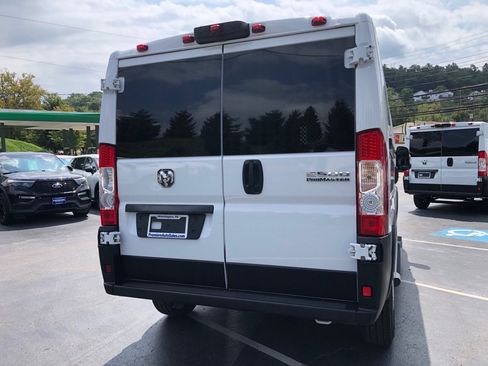 Used 2025 RAM ProMaster 2500 w/ U-Haul Equipment Group FWD image 5