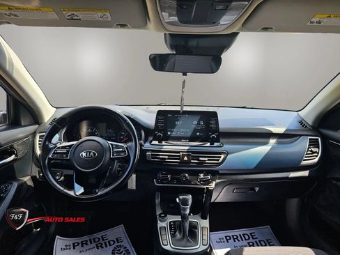 Used 2021 Kia Seltos S FWD image 10