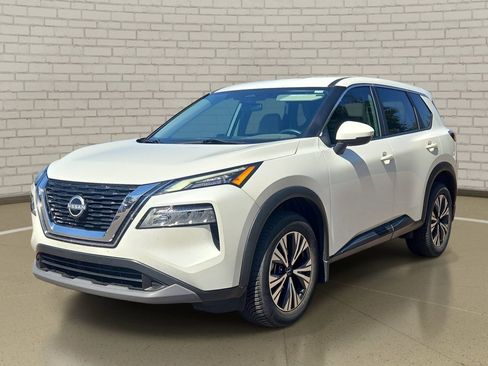 Used 2023 Nissan Rogue SV FWD image 1