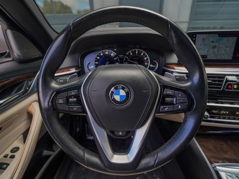 Used 2017 BMW 540i xDrive image 16