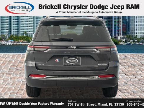 Used 2025 Jeep Grand Cherokee Limited AWD/4WD image 6
