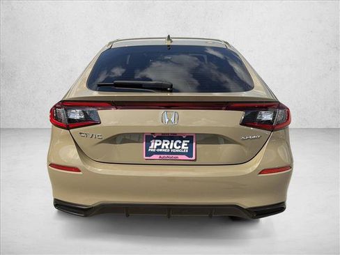 Used 2025 Honda Civic Sport image 4