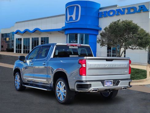 Used 2024 Chevrolet Silverado 1500 High Country w/ High Country Premium Package image 4