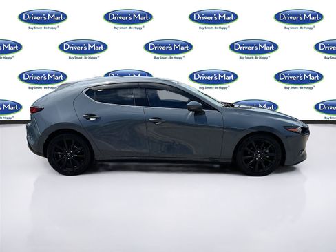 Used 2019 MAZDA MAZDA3 Hatchback w/ Premium Package FWD image 8