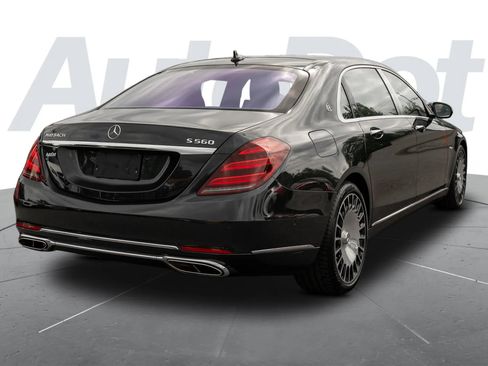 Used 2019 Mercedes-Benz Maybach S 560 4MATIC image 3