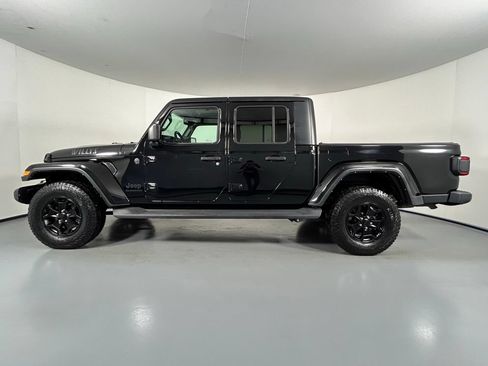 Used 2022 Jeep Gladiator Sport AWD/4WD image 4