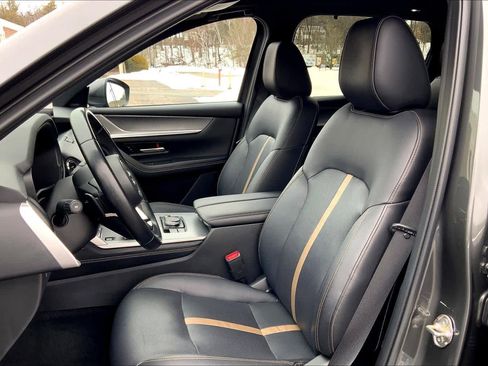 Used 2024 MAZDA CX-90 Plug-In Hybrid w/ Premium Plus image 9