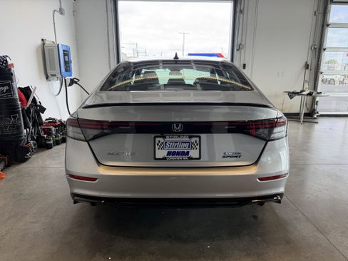 Used 2025 Honda Accord Sport image 4