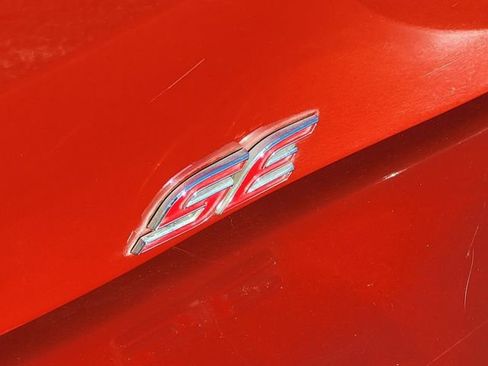 Used 2020 Toyota Corolla SE image 9