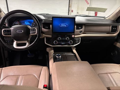 Used 2024 Ford Expedition Max Limited RWD image 27