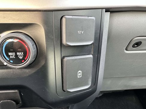 Used 2023 Ford F150 XLT image 27