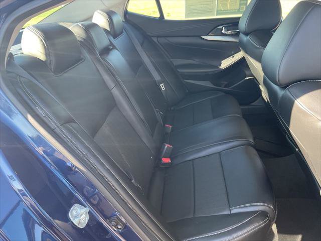 Used 2023 Nissan Maxima SV w/ Floor Mat Group FWD image 18