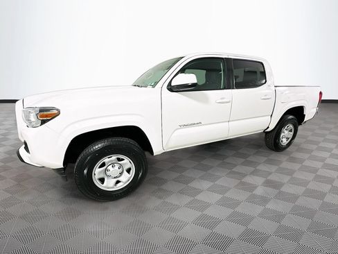 Certified 2023 Toyota Tacoma SR5 RWD image 4