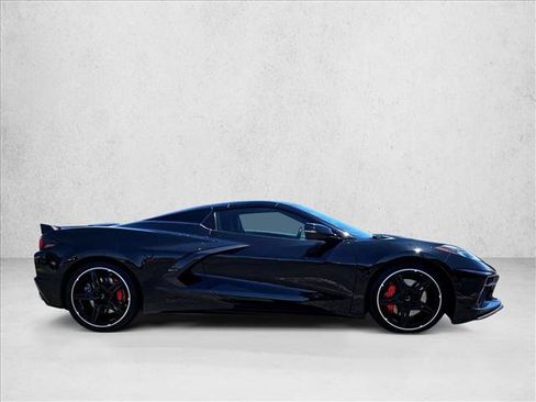 Certified 2022 Chevrolet Corvette Stingray Premium Conv w/ Z51 Performance Package RWD image 9